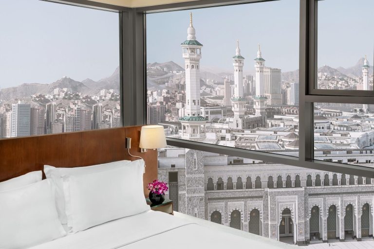 hilton1.37d385a4ce16a0e9a495